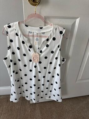 zeagoo White Tank Top with Black Polka Dots